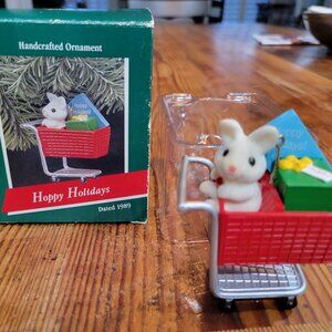 Hallmark Keepsake Christmas Handcrafted Ornament Hoppy Holidays 1989